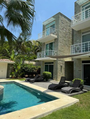 Close to Flamingo-Conchal Beach First floor Condo!